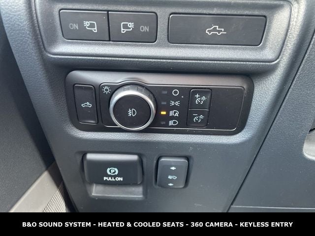 2023 Ford F-150 Lariat 3.5L FX4