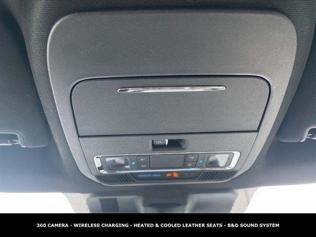 2022 Ford F-150 Lariat POWERBOOST MAX TOW