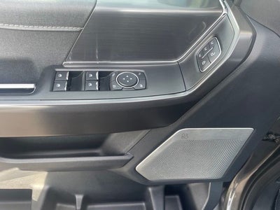 2024 Ford F-150 Lariat TWIN PANEL MOONROOF