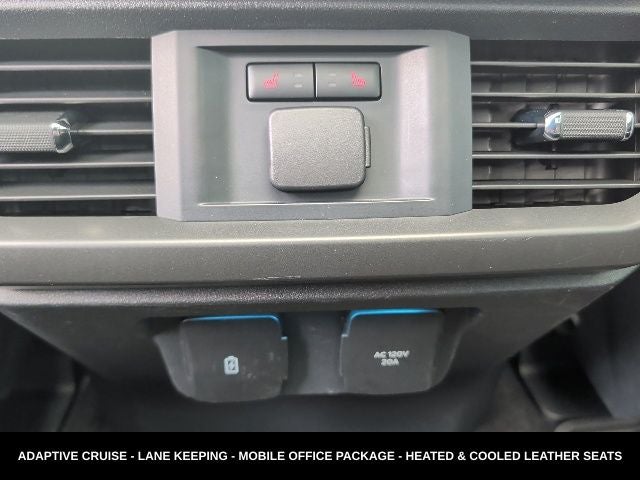 2024 Ford F-150 Lariat TWIN PANEL MOONROOF