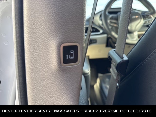 2023 Chrysler Pacifica Touring L STOW N GO SEATING