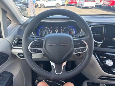 2024 Chrysler Pacifica Touring L STOW N GO SEATING