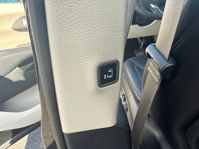 2024 Chrysler Pacifica Touring L STOW N GO SEATING