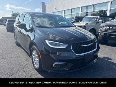 2024 Chrysler Pacifica Touring L STOW N GO SEATING