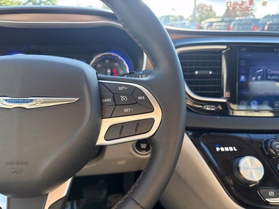 2017 Chrysler Pacifica Touring L LOCAL TRADE