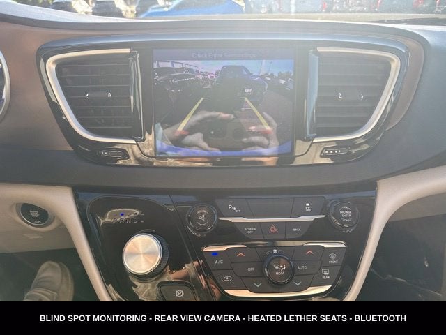2017 Chrysler Pacifica Touring L LOCAL TRADE