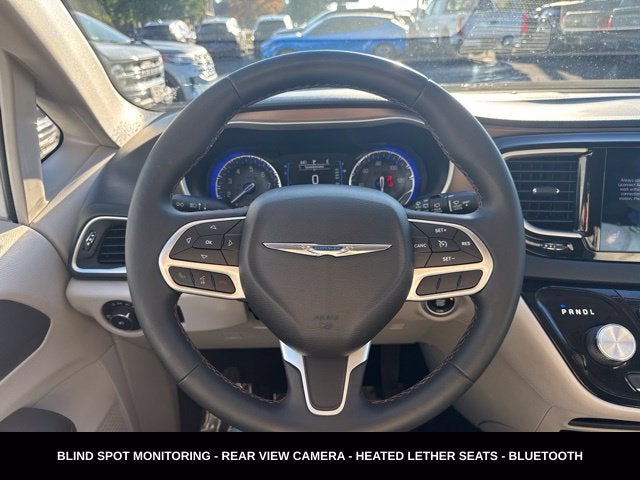 2017 Chrysler Pacifica Touring L LOCAL TRADE