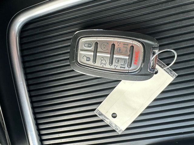 2024 Chrysler Pacifica Touring L STOW N GO SEATING