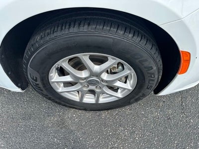 2024 Chrysler Pacifica Touring L STOW N GO SEATING