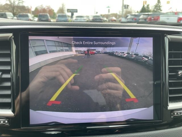 2023 Chrysler Pacifica Touring L HEATED SEATS & STEERING WHEEL