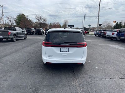 2023 Chrysler Pacifica Touring L HEATED SEATS & STEERING WHEEL