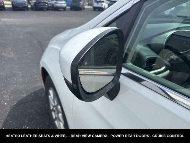 2023 Chrysler Pacifica Touring L HEATED SEATS & STEERING WHEEL