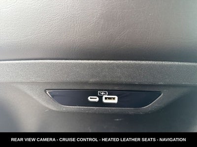 2023 Chrysler Pacifica Touring L HEATED SEATS & STEERING WHEEL