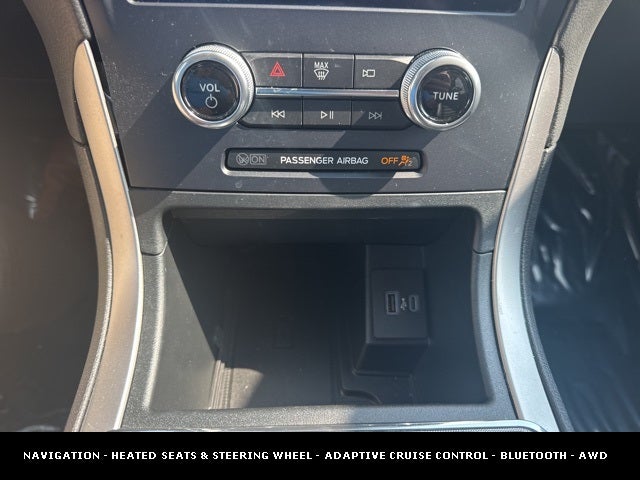 2022 Ford Edge SEL AWD