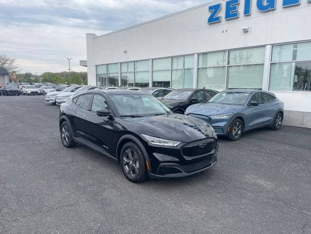 2023 Ford Mustang Mach-E Select AWD