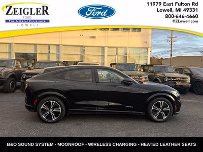 2023 Ford Mustang Mach-E Premium AWD