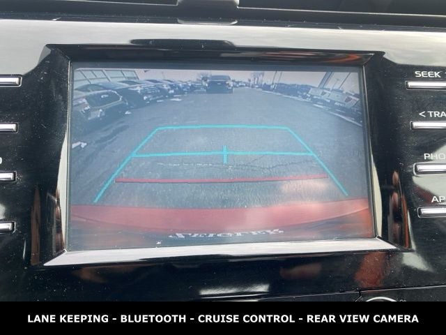 2020 Toyota Camry SE 39 MPG