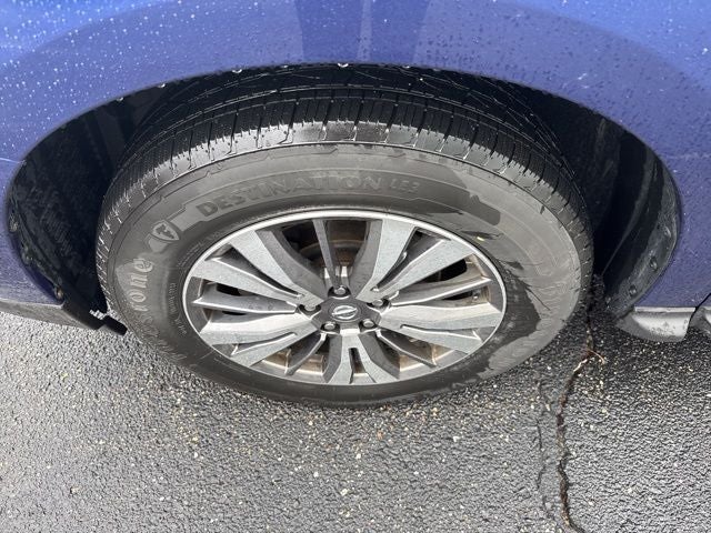 2020 Nissan Pathfinder SV LOCAL TRADE