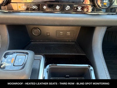 2023 Nissan Pathfinder SL 4WD