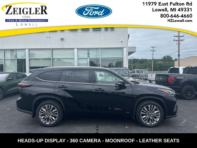 2026 Toyota Highlander Hybrid Platinum LESS THAN 200 MILES HYBRID AWD