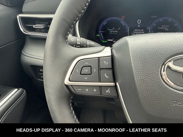 2026 Toyota Highlander Hybrid Platinum LESS THAN 200 MILES HYBRID AWD