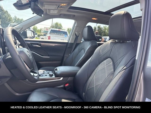 2026 Toyota Highlander Platinum AWD