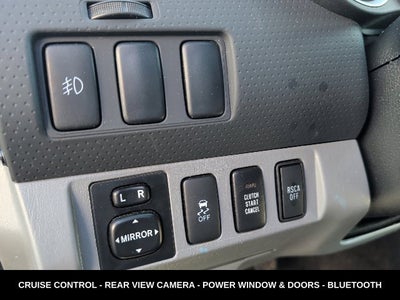 2014 Toyota Tacoma Base V6 6 SPEED MANUAL