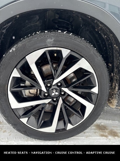 2024 Mitsubishi Outlander SE TECH PACK