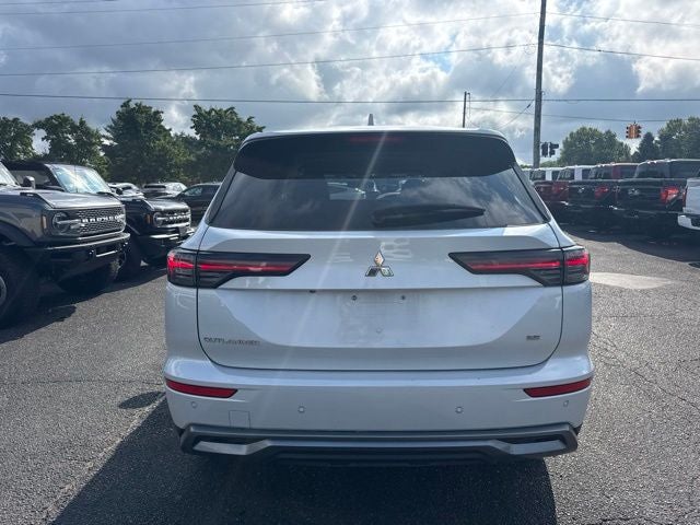 2025 Mitsubishi Outlander SE 4WD