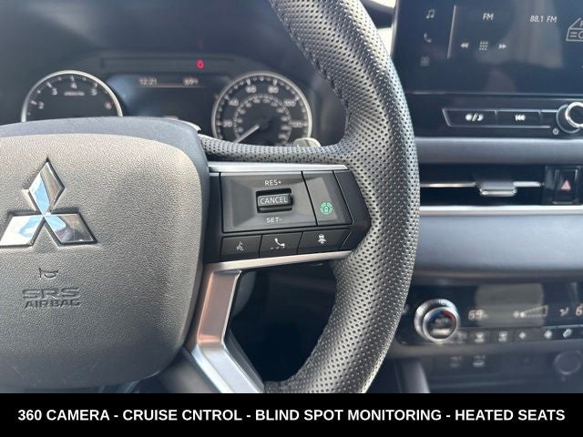 2025 Mitsubishi Outlander SE 3RD ROW