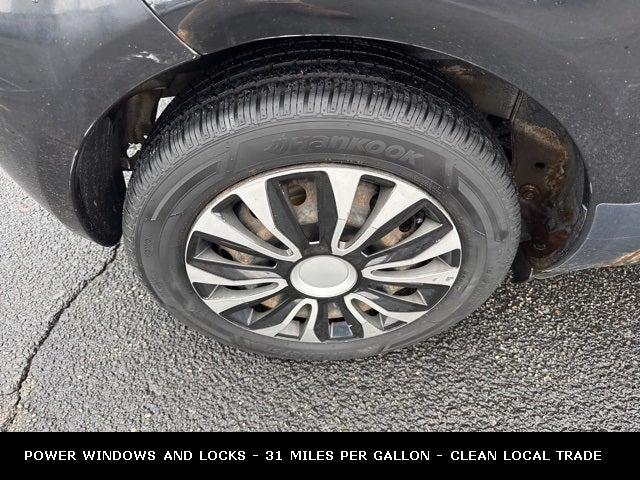 2008 Toyota Yaris Base LOCAL TRADE