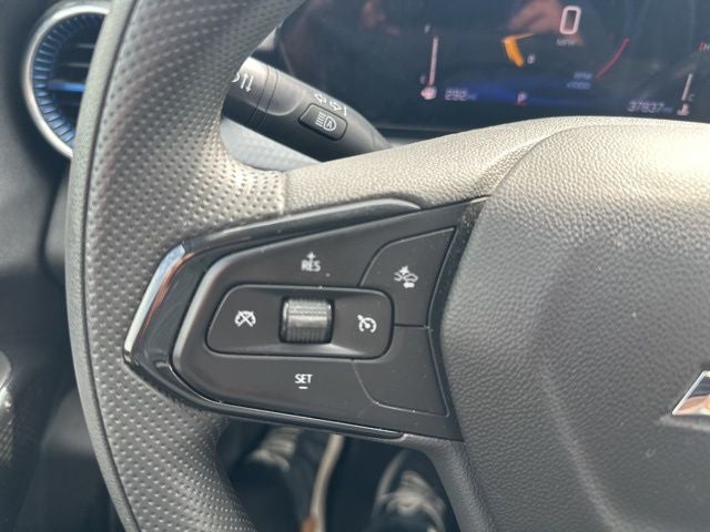 2025 Chevrolet Trax LT GREAT FUEL ECONOMY