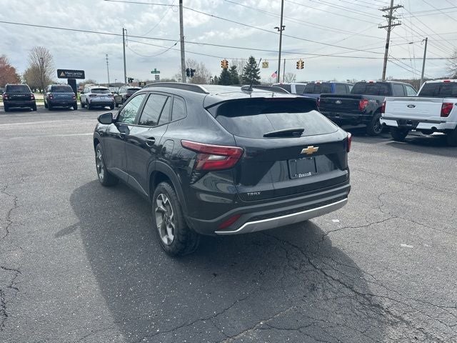 2025 Chevrolet Trax LT GREAT FUEL ECONOMY