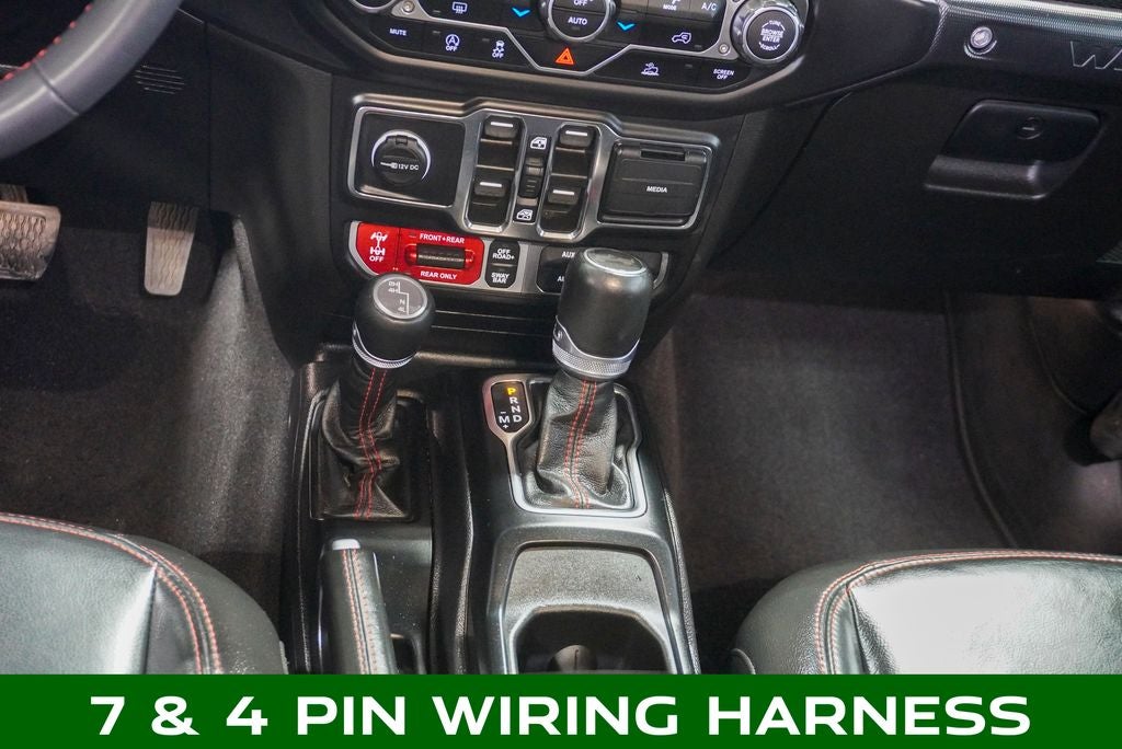 2023 Jeep Wrangler Rubicon Navigation System & ParkView Rear Back-Up Camera