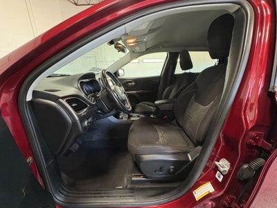 2019 Jeep Cherokee Latitude ParkView Rear Back-Up Camera