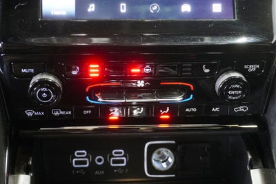 2023 Jeep Grand Cherokee Altitude X Power Sunroof & Capri Leatherette/Suede Seats