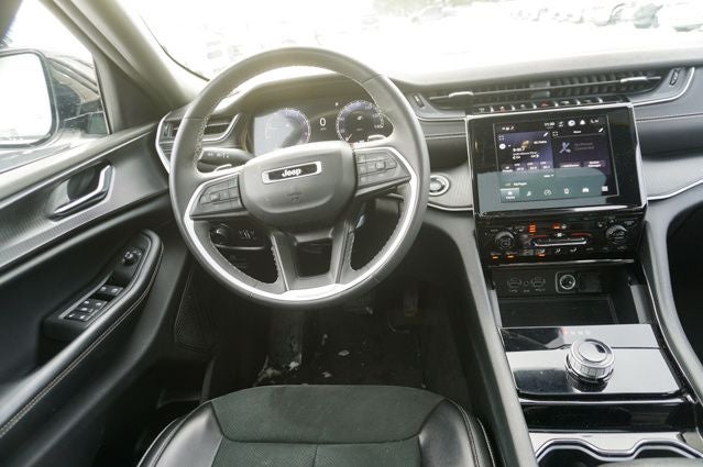 2023 Jeep Grand Cherokee Altitude X Power Sunroof & ParkView Rear Back-Up Camera