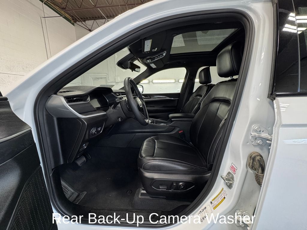 2024 Jeep Grand Cherokee Limited Black Appearance Package