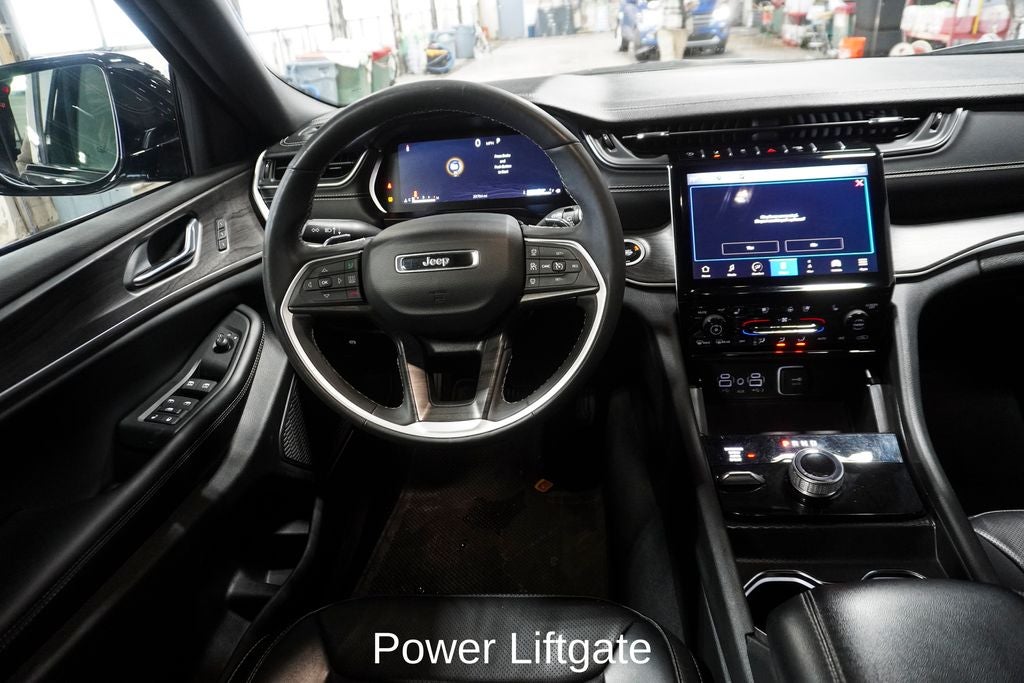 2024 Jeep Grand Cherokee Limited Navigation System & Dual-Pane Panoramic Sunroof