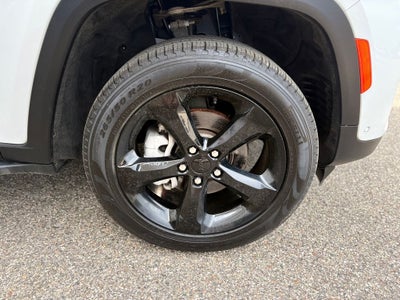 2024 Jeep Grand Cherokee Limited Black Appearance Package