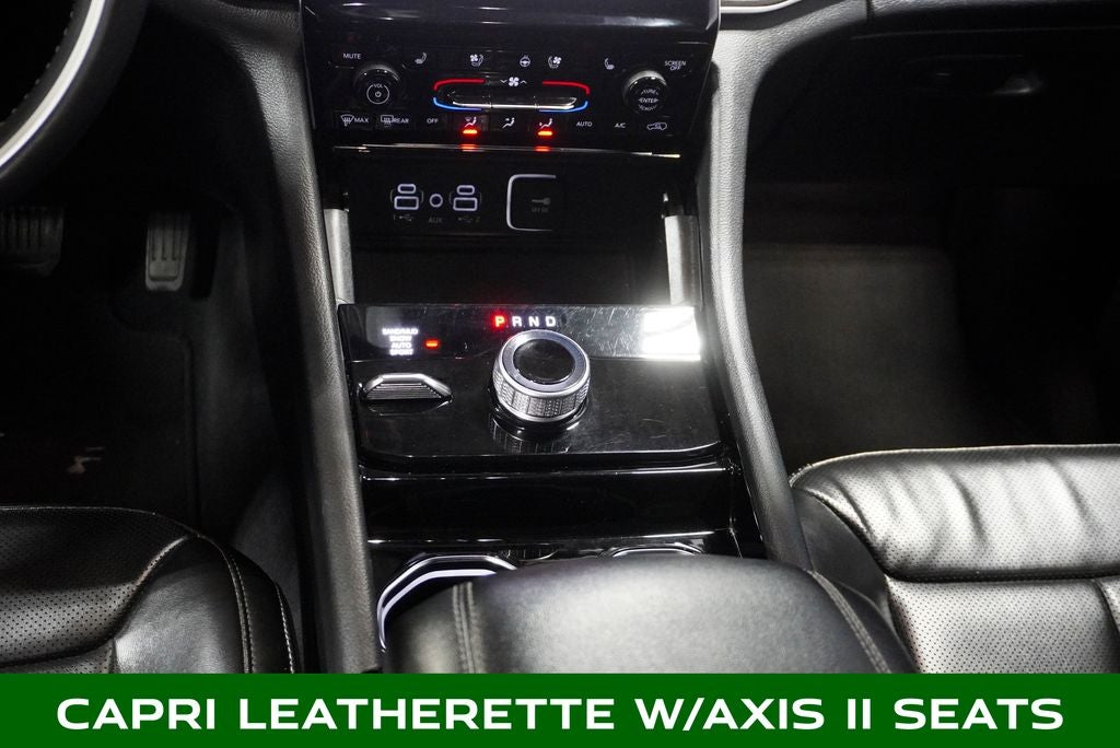 2023 Jeep Grand Cherokee Limited Blackout Package with Navigation