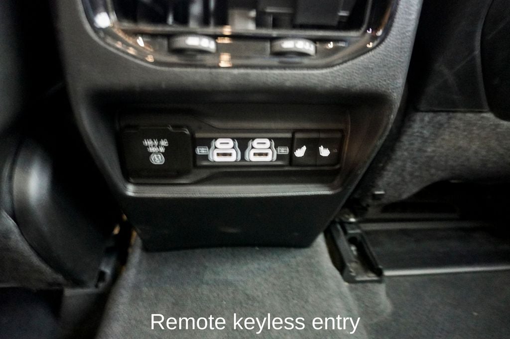 2023 Jeep Grand Cherokee Limited Surround View Camera System & Navigation