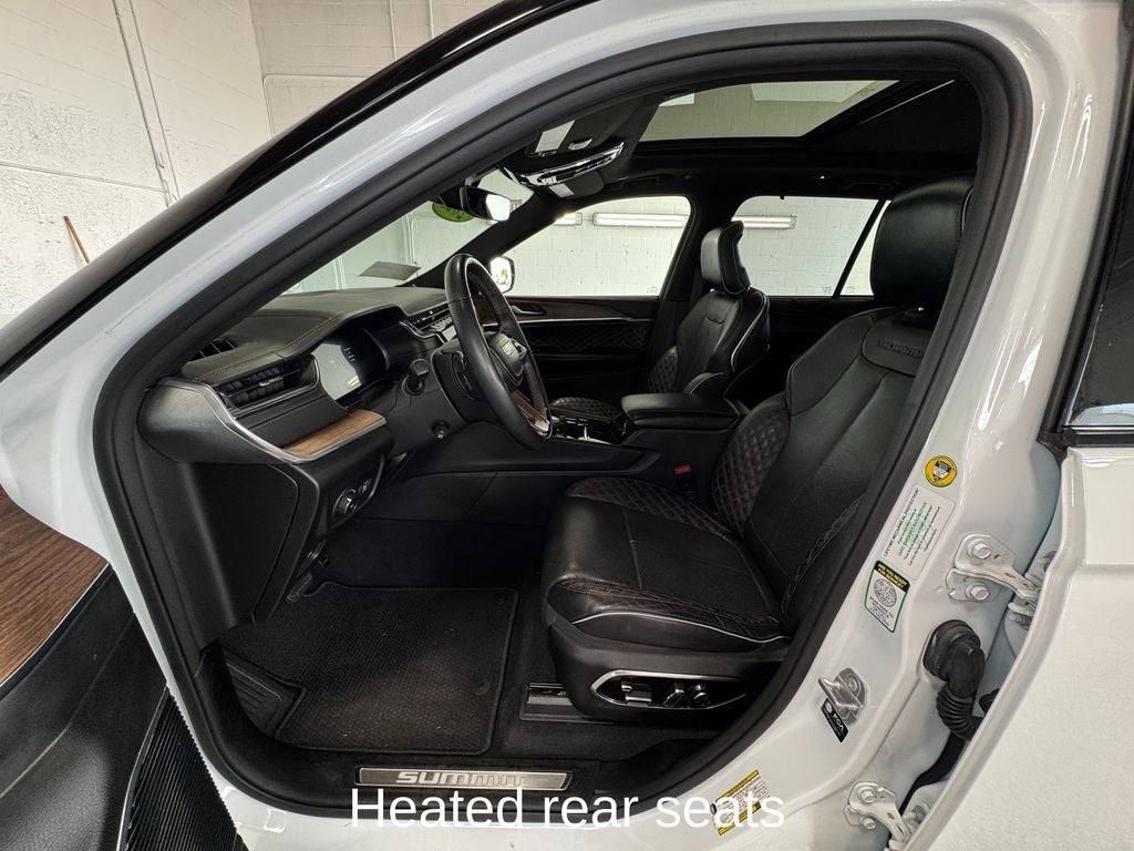 2023 Jeep Grand Cherokee Summit Power moonroof