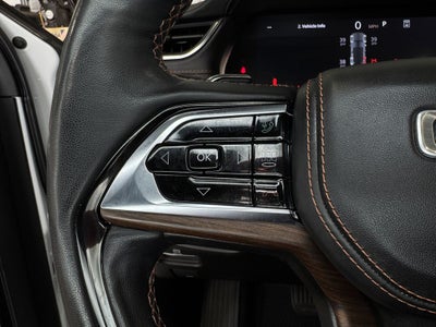 2023 Jeep Grand Cherokee Summit Power moonroof