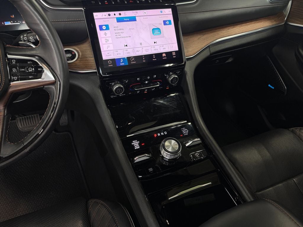 2023 Jeep Grand Cherokee Summit Power moonroof