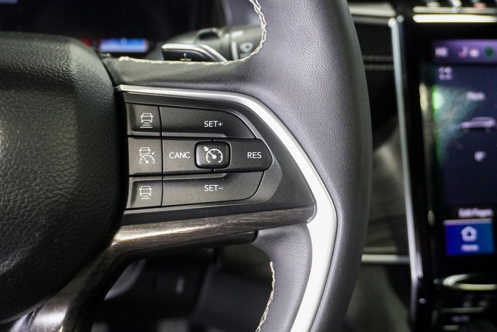 2024 Jeep Grand Cherokee L Limited Navigation System & Dual-Pane Panoramic Sunroof