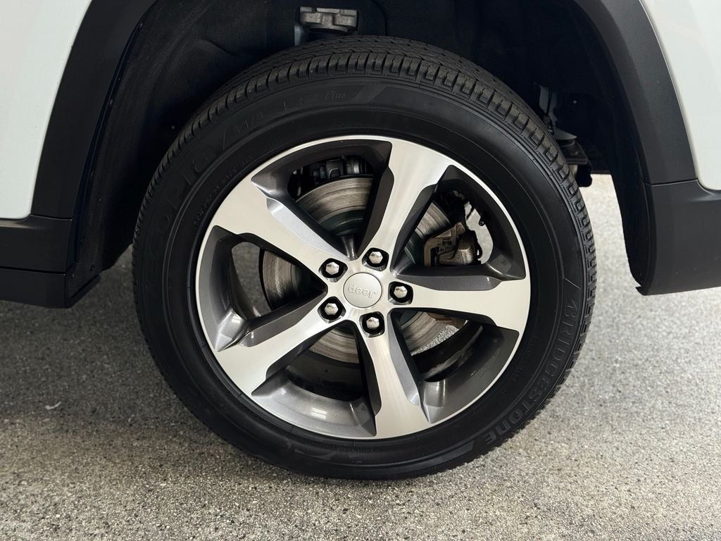 2023 Jeep Grand Cherokee L Limited Panoramic Sunroof