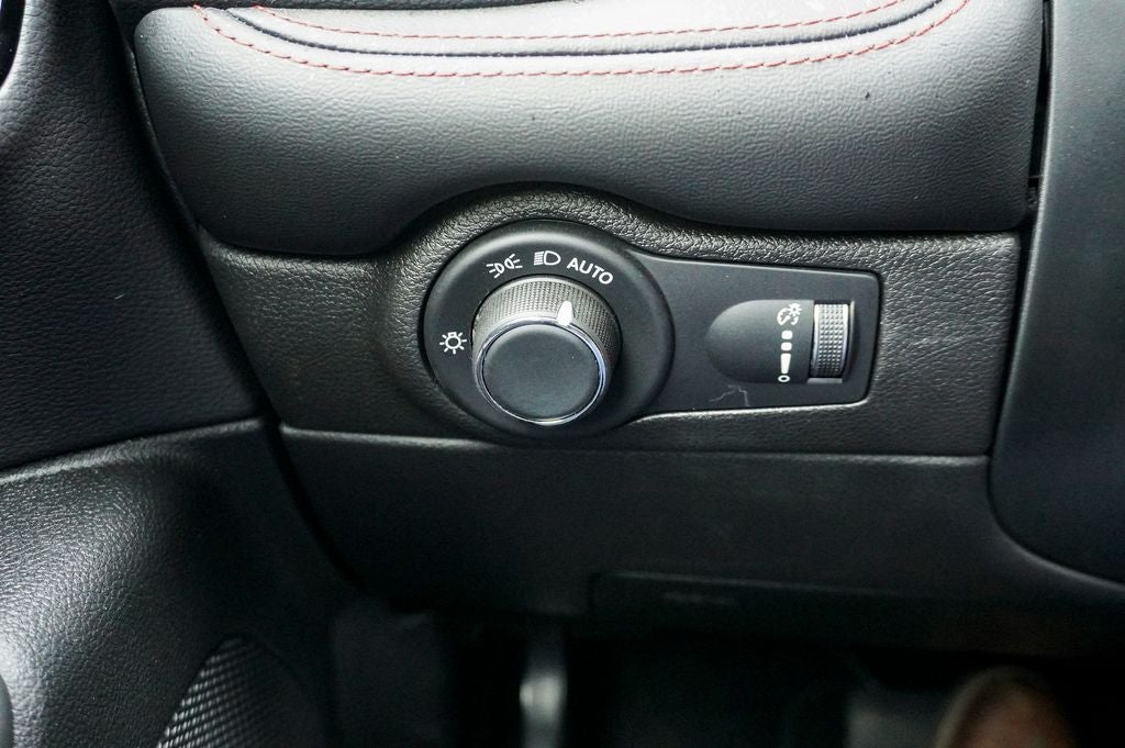 2025 Dodge Durango R/T Plus Navigation System & Power Sunroof