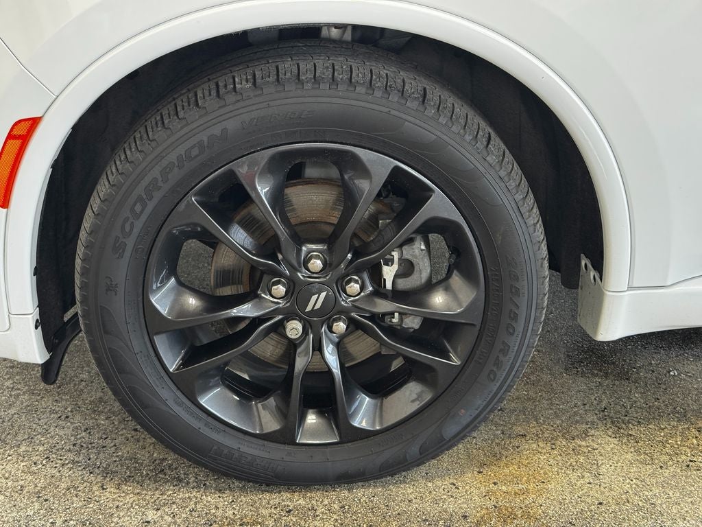 2022 Dodge Durango R/T 3rd row seat