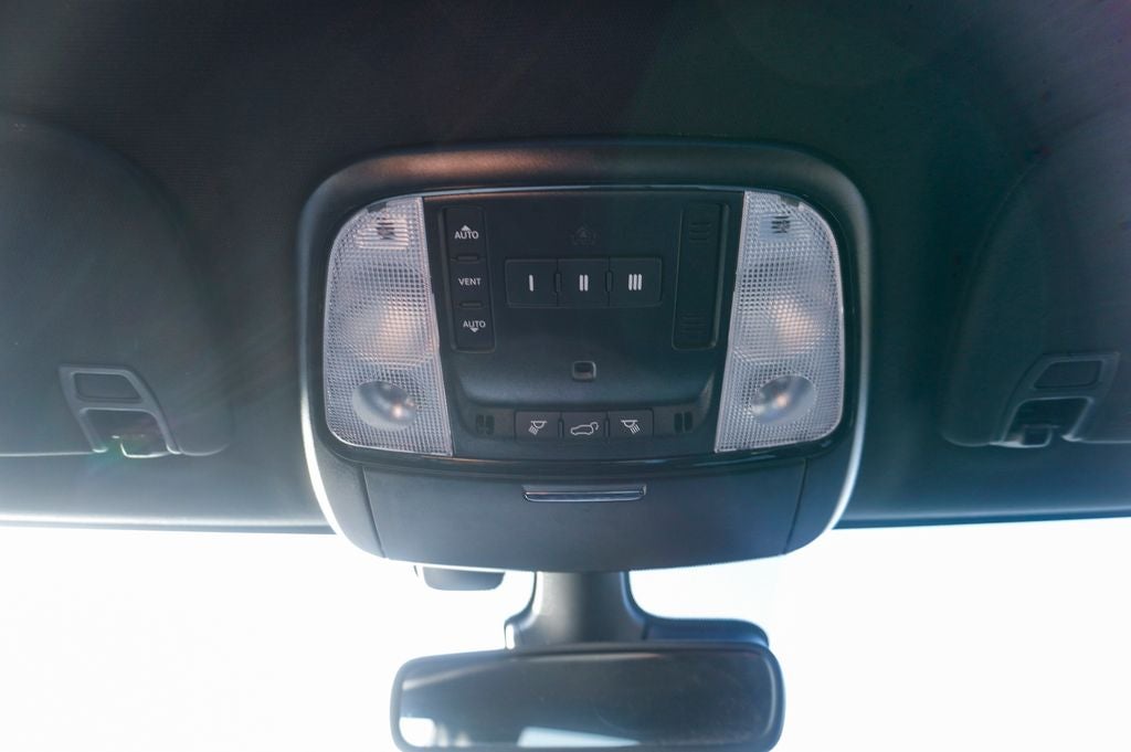 2025 Dodge Durango R/T Plus Navigation System & Power Sunroof